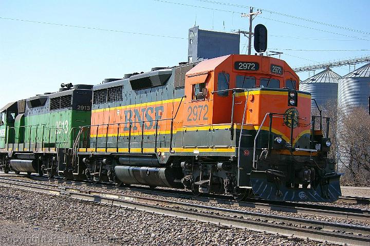 BNSF 2972 - GP39M.jpg